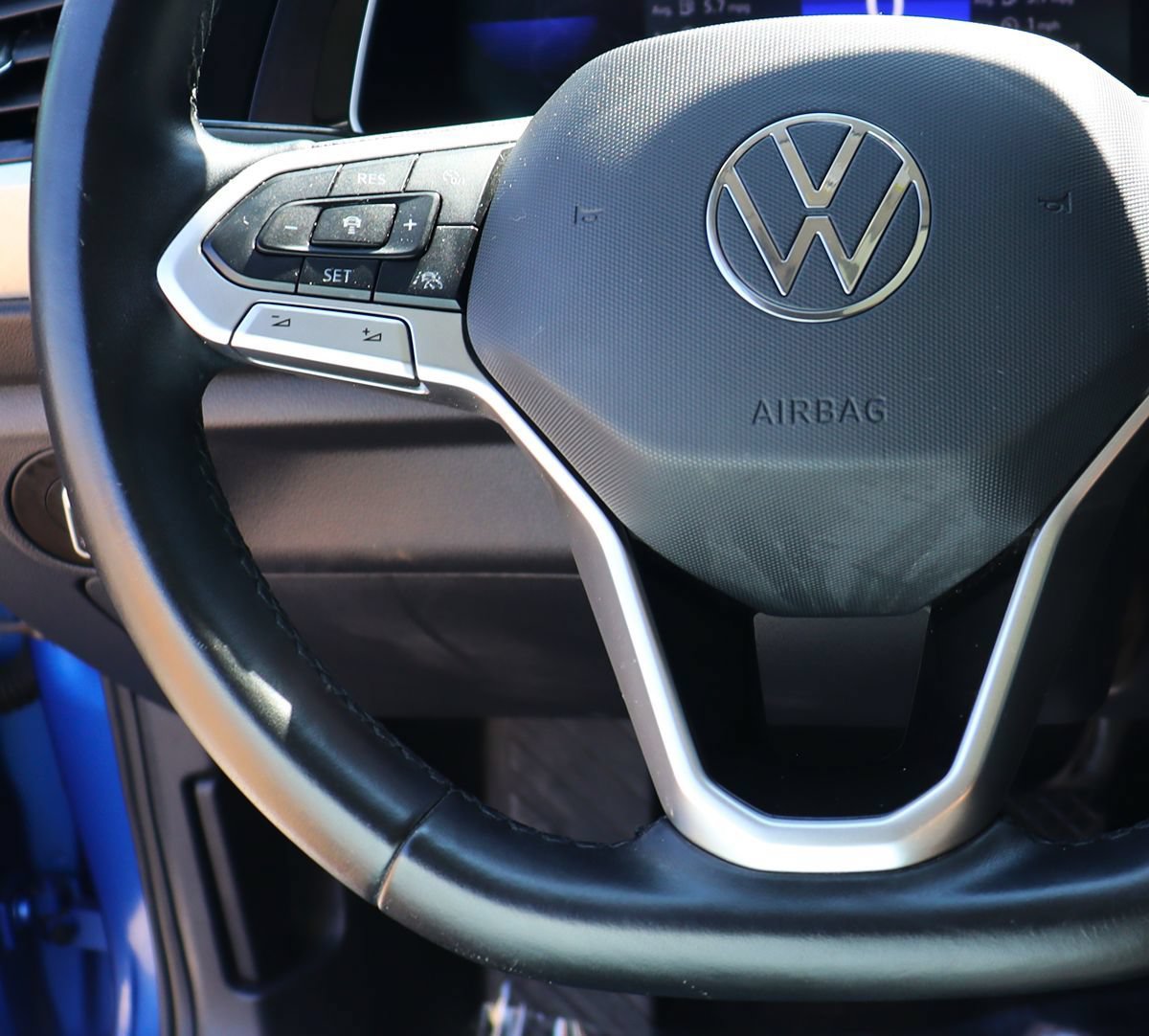 Used 2022 Volkswagen Jetta SE FWD image 52