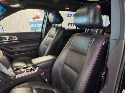 Used 2013 Ford Explorer XLT AWD/4WD image 14
