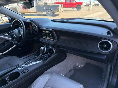 Used 2016 Chevrolet Camaro SS image 34