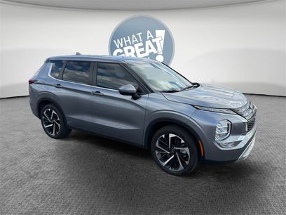 Used 2024 Mitsubishi Outlander SE