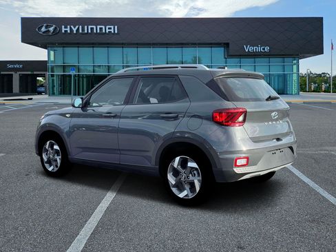 New 2026 Hyundai Venue SEL FWD image 23