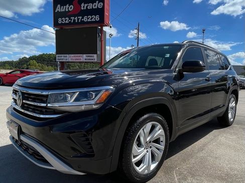 Used 2021 Volkswagen Atlas SE w/ Towing Package image 4