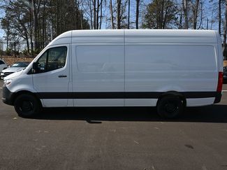 Used 2025 Mercedes-Benz Sprinter 2500 video 3