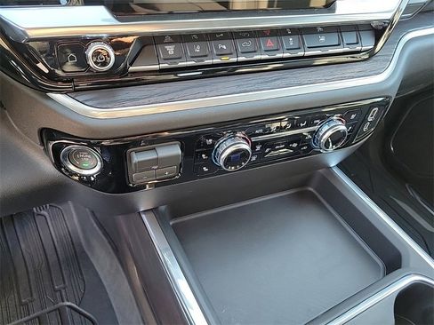 New 2026 GMC Sierra 2500 SLT w/ SLT Convenience Package image 27