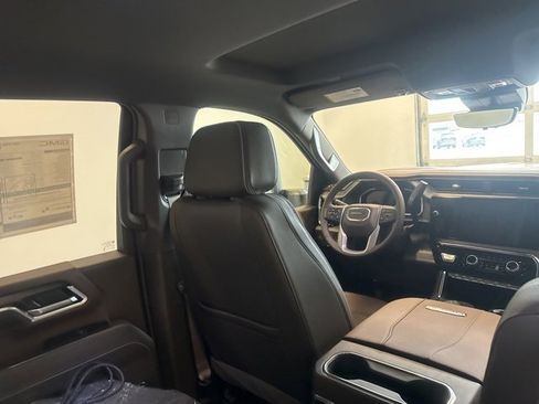 New 2026 GMC Sierra 3500 Denali w/ Technology Package image 41