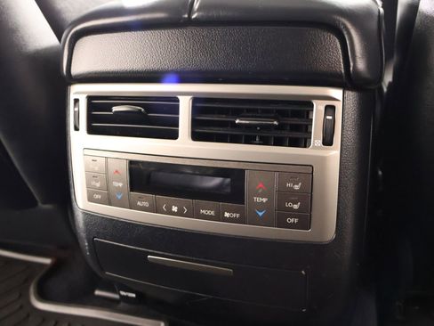 Used 2015 Lexus LX 570 4WD image 19