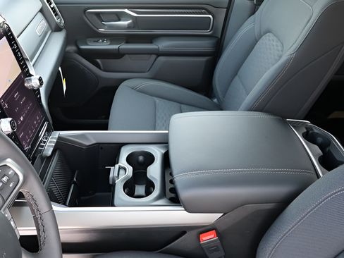 New 2026 RAM 1500 Big Horn AWD/4WD image 25