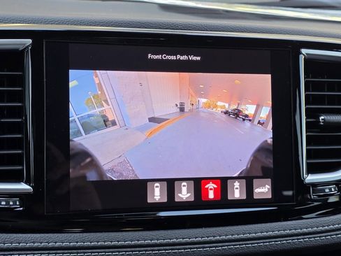New 2026 Chrysler Pacifica Limited w/ Uconnect Theater Family Group AWD/4WD image 22