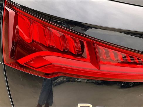 Used 2020 Audi Q5 2.0T Premium Plus image 28