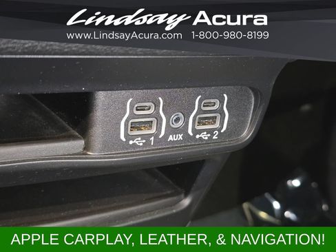 Used 2024 Chrysler Pacifica Limited FWD image 19