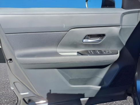 New 2026 Nissan Kicks SV image 13