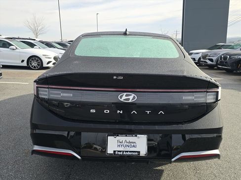 New 2026 Hyundai Sonata SEL image 4