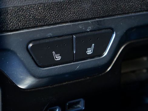 Used 2022 GMC Sierra 1500 Denali image 38