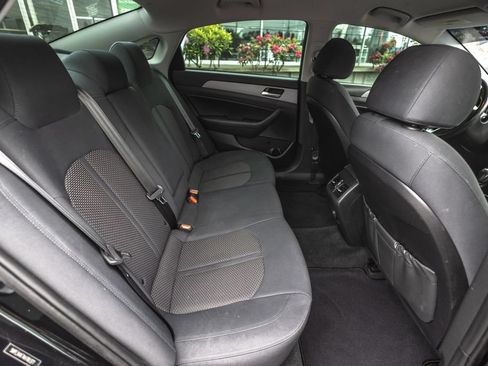 Used 2019 Hyundai Sonata SEL w/ Tech Package 02 FWD image 29