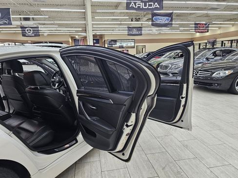 Used 2016 BMW 528i Sedan RWD image 15
