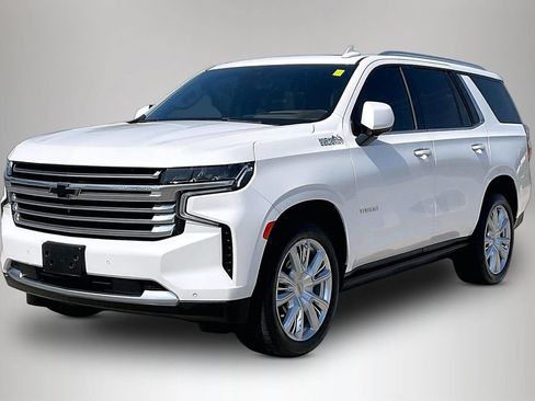 Used 2023 Chevrolet Tahoe High Country RWD image 2
