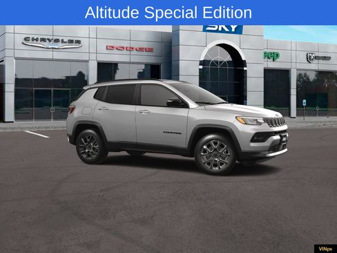 New 2026 Jeep Compass Latitude image 13