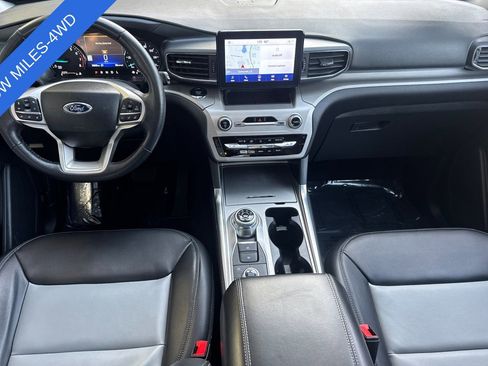 Used 2023 Ford Explorer XLT w/ Equipment Group 202A image 13