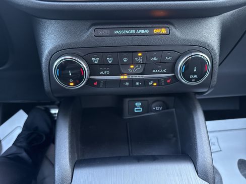 Used 2023 Ford Escape ST-Line AWD/4WD image 25