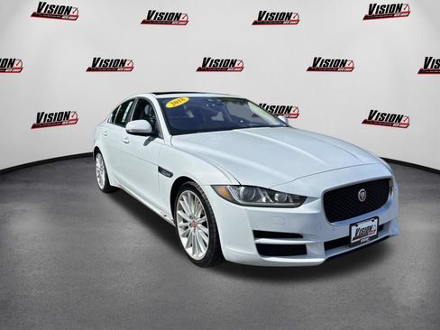 Used 2018 Jaguar XE Portfolio RWD image 3