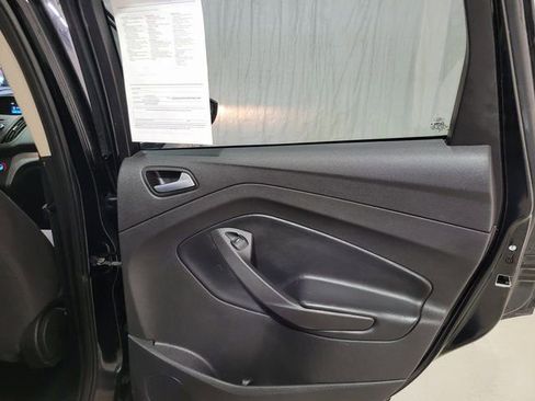 Used 2018 Ford Escape SE image 50