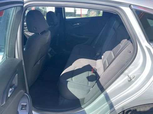 Used 2022 Chevrolet Malibu LT image 10