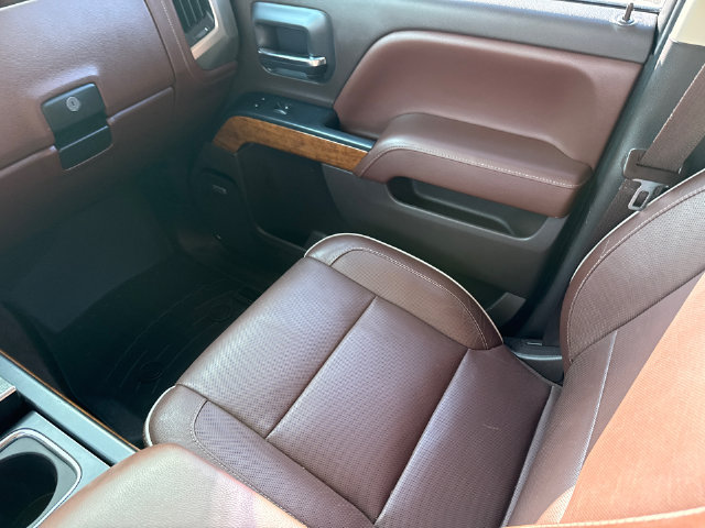 Used 2015 Chevrolet Silverado 2500 High Country w/ Duramax Plus Package AWD/4WD image 15
