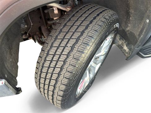 Used 2021 GMC Sierra 1500 SLT w/ SLT Premium Package image 9