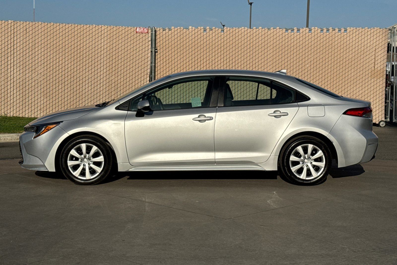 Used 2026 Toyota Corolla LE FWD image 7
