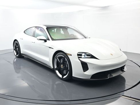 Used 2024 Porsche Taycan Turbo S image 17