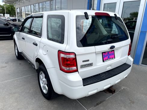 Used 2012 Ford Escape XLS FWD image 2