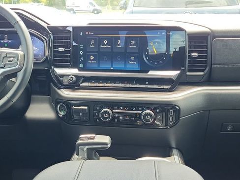Used 2025 Chevrolet Silverado 1500 LTZ w/ LTZ Premium Package AWD/4WD image 16