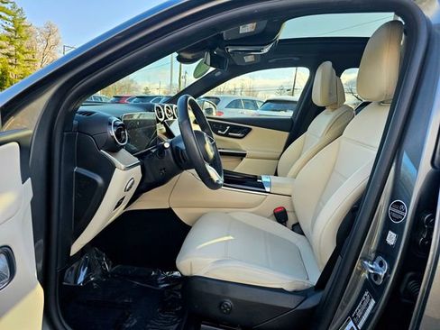 Certified 2023 Mercedes-Benz GLC 300 4MATIC image 17
