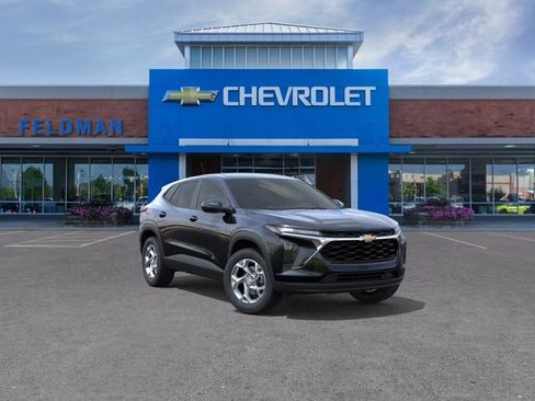New 2026 Chevrolet Trax LS w/ LS Convenience Package FWD image 1