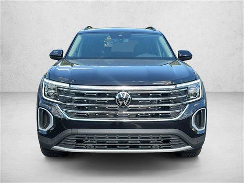 New 2026 Volkswagen Atlas SE FWD image 9