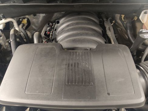 Used 2019 Chevrolet Silverado 1500 LTZ w/ LTZ Plus Package AWD/4WD image 30