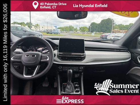 Used 2025 Jeep Compass Limited AWD/4WD image 14