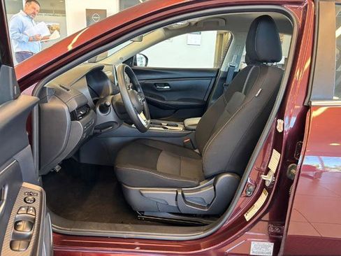 Certified 2025 Nissan Sentra SV FWD image 15