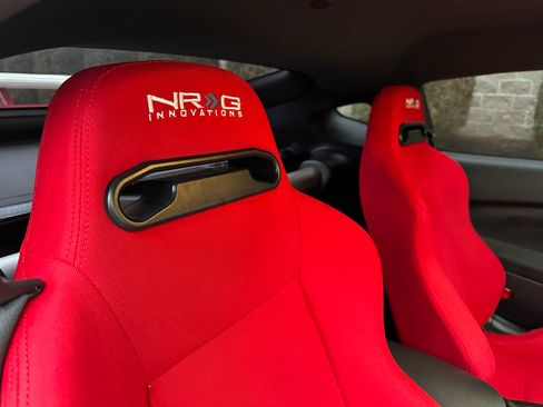 Used 2019 Nissan 370Z NISMO image 46