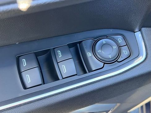 Used 2023 Chevrolet Silverado 1500 RST AWD/4WD image 19