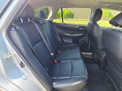 Used 2015 Subaru Outback 2.5i Limited AWD/4WD image 19