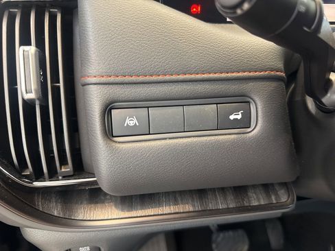 New 2025 Nissan Armada PRO-4X image 9