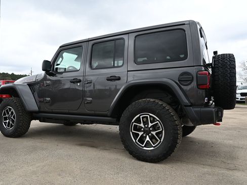 New 2026 Jeep Wrangler Unlimited Rubicon image 2