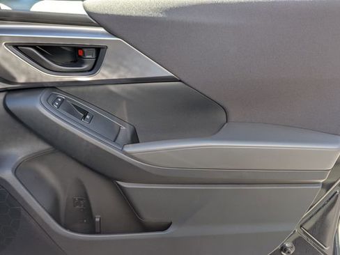 Certified 2025 Subaru Impreza 2.0i image 33