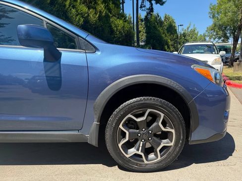 Used 2014 Subaru Crosstrek 2.0i Premium w/ Popular Package #2 AWD/4WD image 3