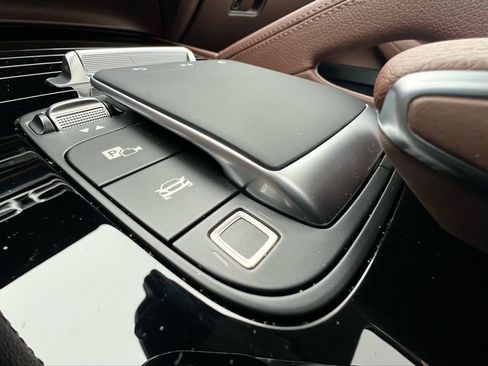 Certified 2026 Mercedes-Benz GLS 450 4MATIC image 12