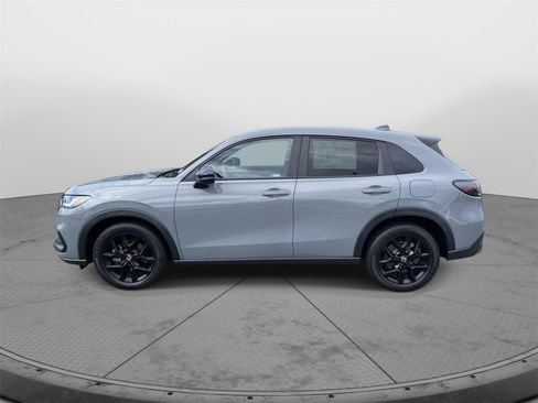 Used 2024 Honda HR-V Sport image 17