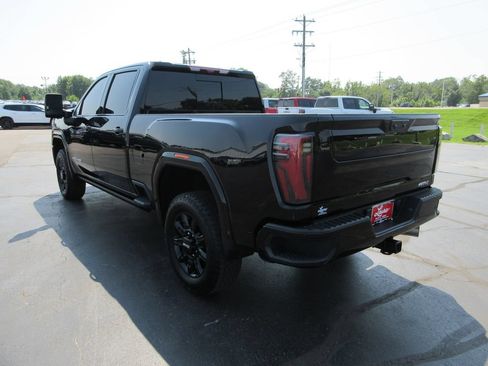 Certified 2025 GMC Sierra 2500 AT4 w/ AT4 Premium Plus Package AWD/4WD image 9