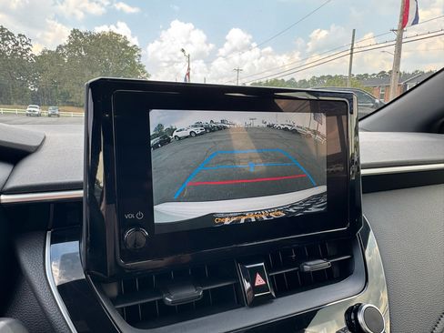 Used 2024 Toyota Corolla SE image 24