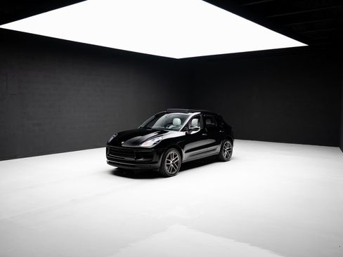 Used 2022 Porsche Macan S image 82